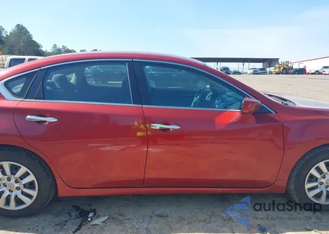 2015 Nissan Altima 2.5/2.5 S/2.5 Sl/2.5 Sv z USA, uszkodzony, nr VIN 1N4AL3AP2FC282566